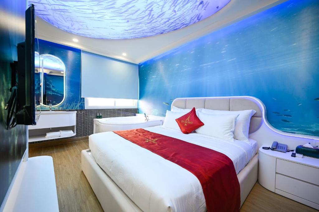 Hồng Bảo Thạch Hotel
